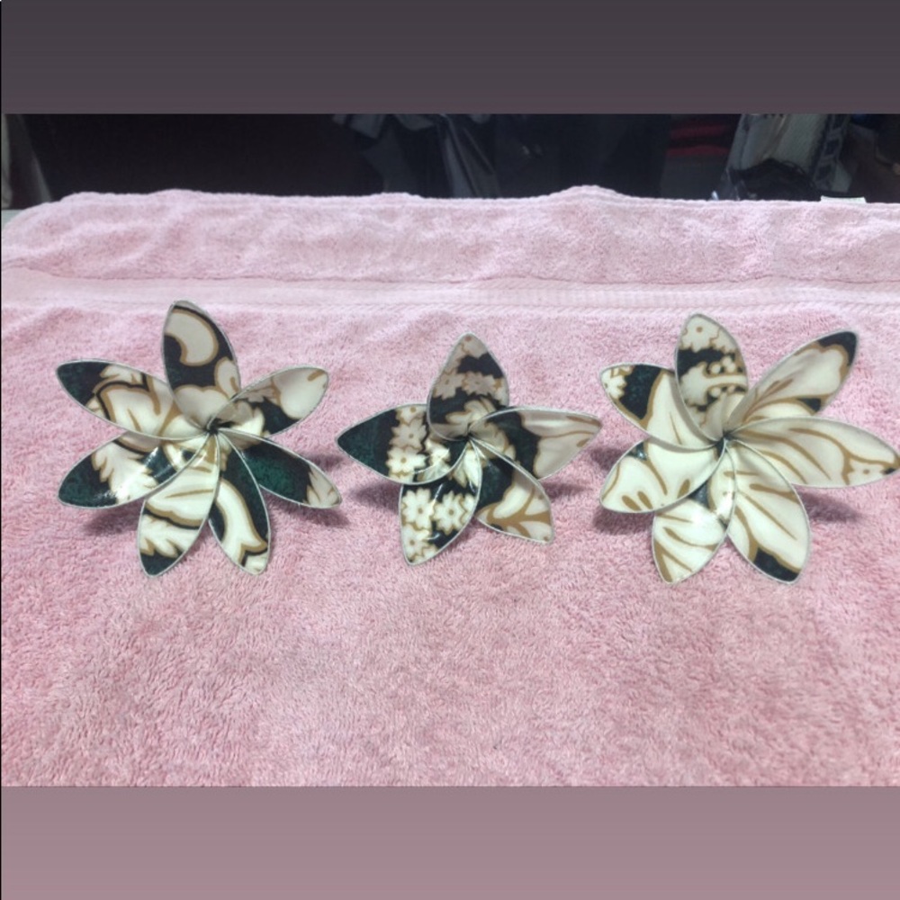 Homemade Flowers. - Picture 16 of 16